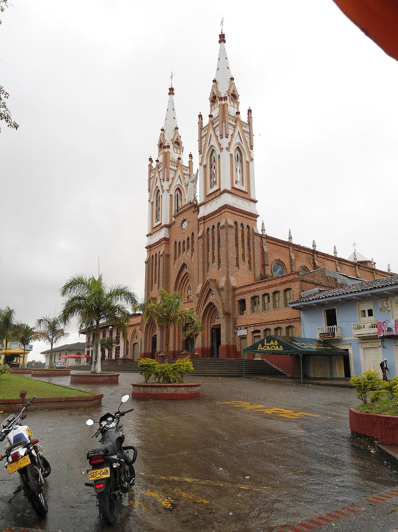 Vecinos en el centro de Marsella, Risaralda
